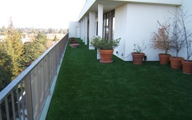 Make a Beautiful Rooftop Garden in Phoenix with Artificial Turf
