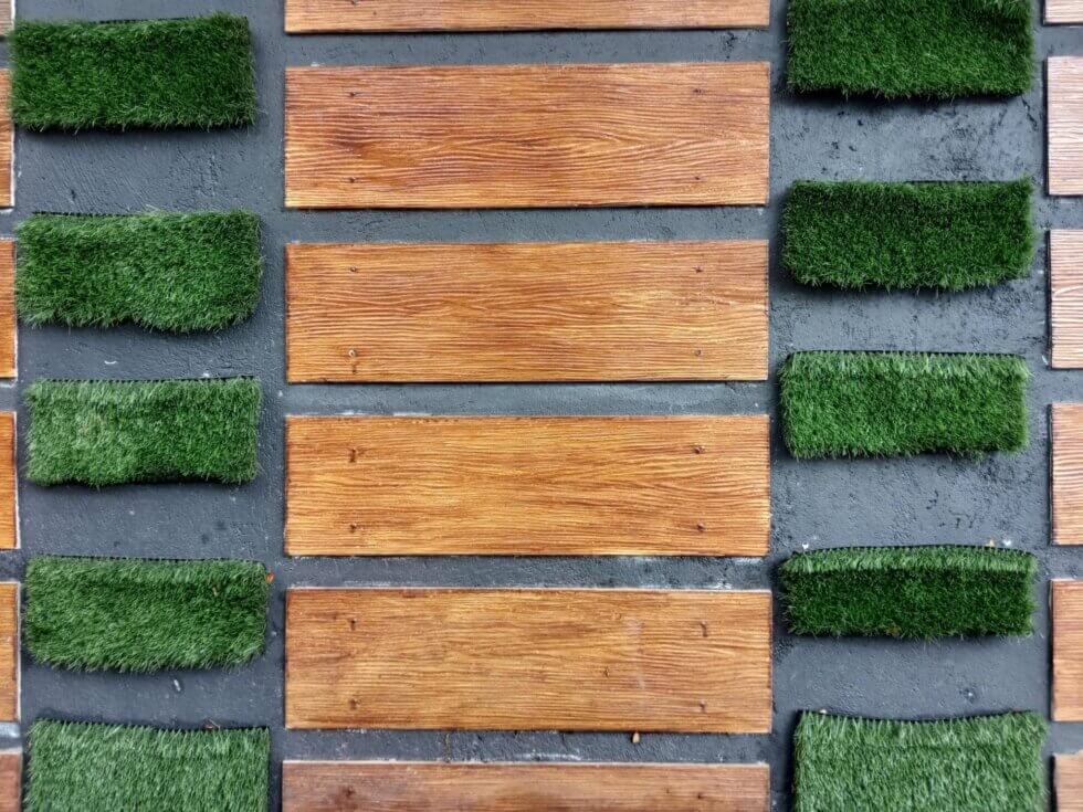 Guide-to-Creating-Vertical-Gardens-980x735