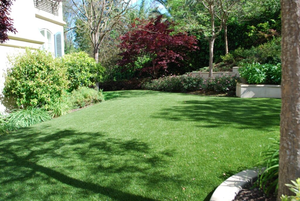 What's So Great About Artificial Turf? Low Maintenance & Eco-Friendly